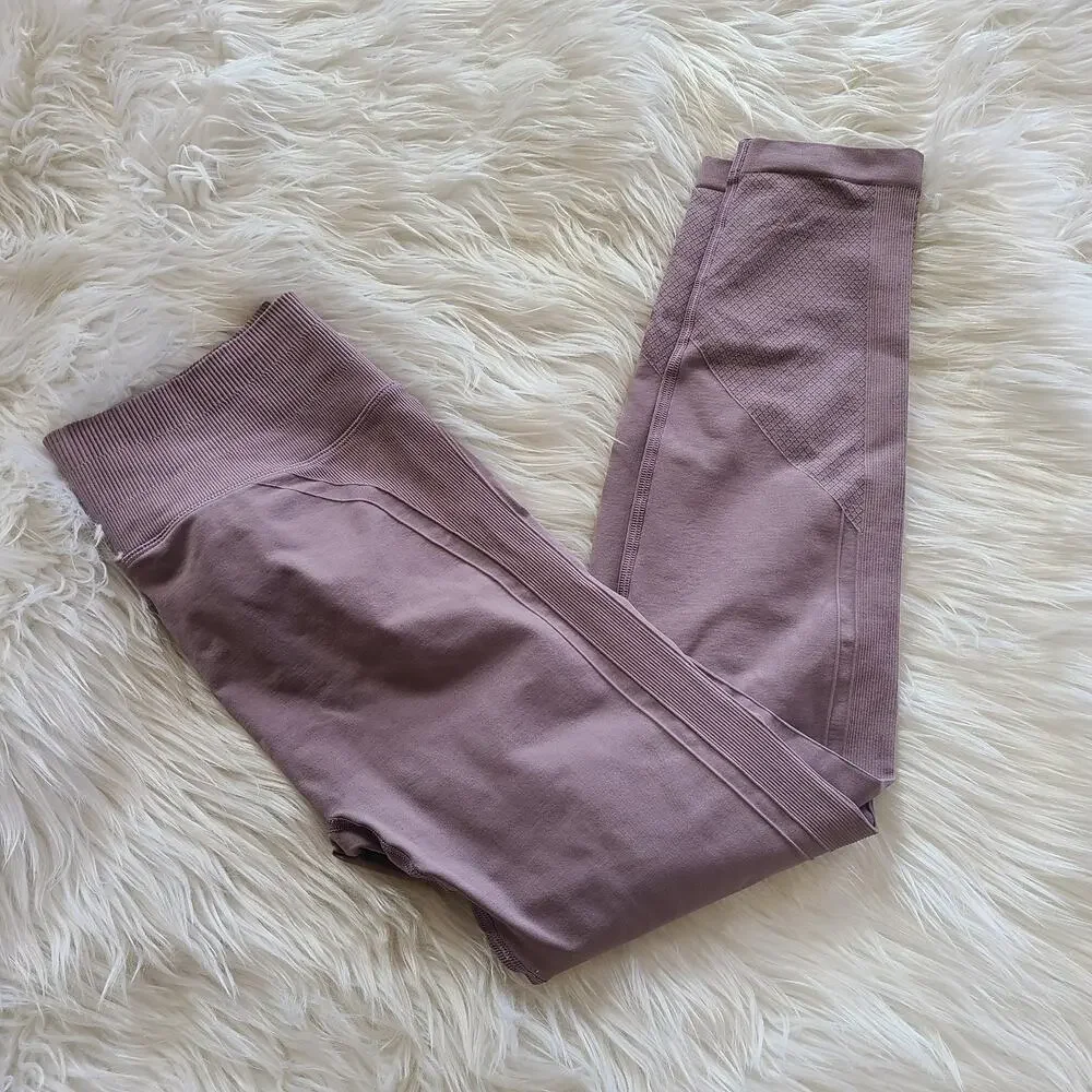 Lululemon Ebb to Street Tight Frosted Mulberry Leggings 8 High Rise Athleisure